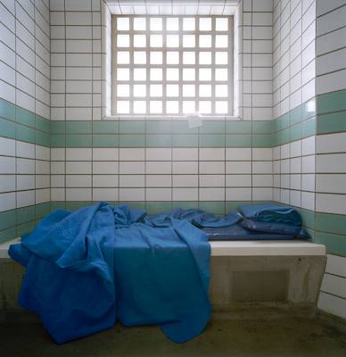 ross-richard-hillingdon-cell1 Holding cells, Metropolitan Police, Collingwood Road, Hillingdon, London. Richard Ross