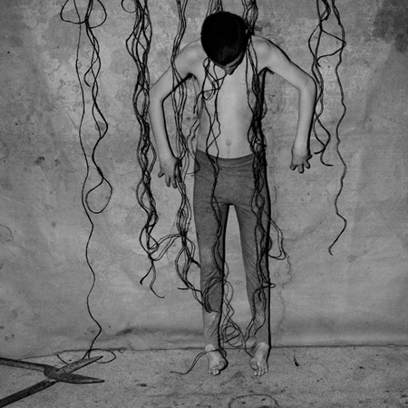 Cut Loose. Roger Ballen, 2005