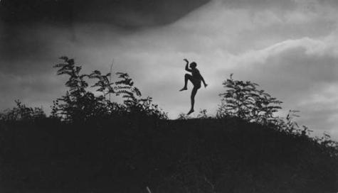 The Dancing Faun. 1919. AFP Photo/Andre Kertesz/National Gallery of Art