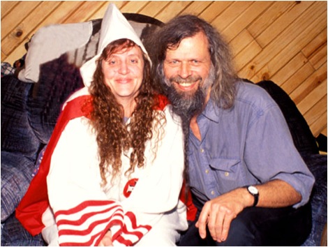 Pamela with whit friend. © Jacob Holdt