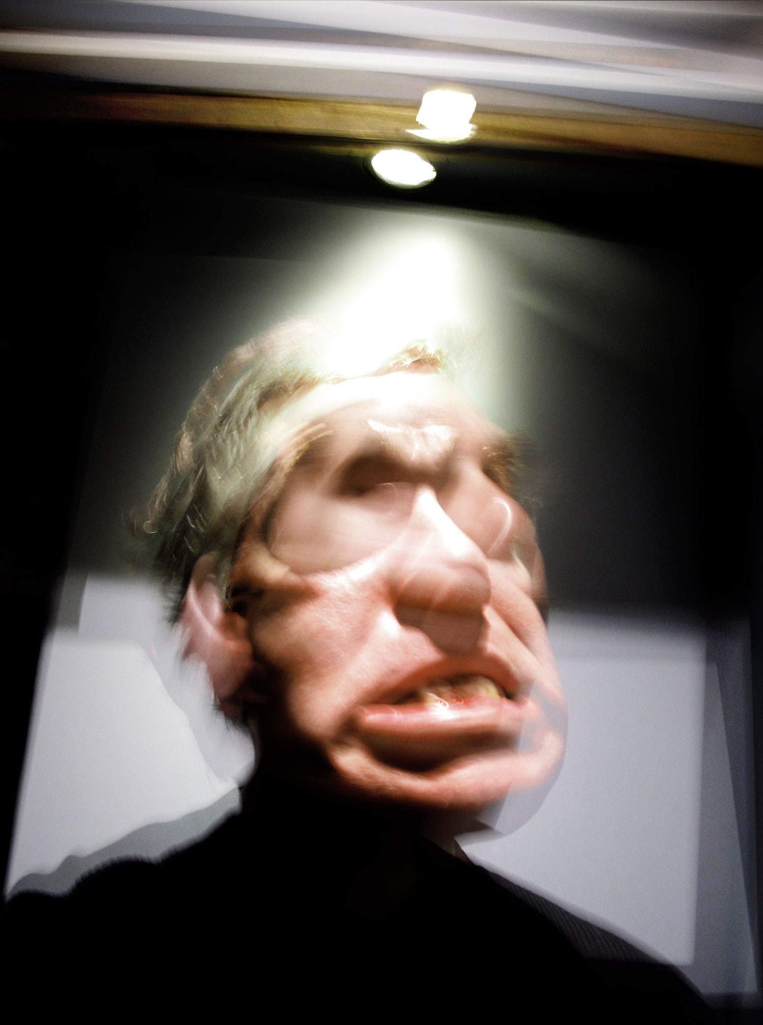 Hundreds of Amalgamated Selfies Compress Time, Address Artist's
