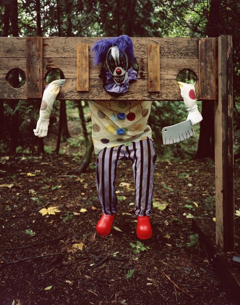 f6870842cfccbb0c-haunted_NDaCosta_020