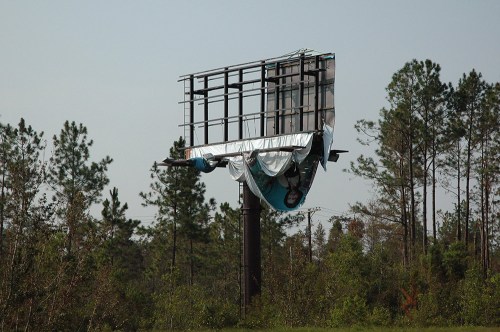 billboard-with-woman-hanging-down-16_2
