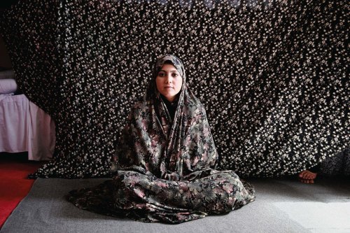 Maj-Daylight-AlmondGarden-057-72