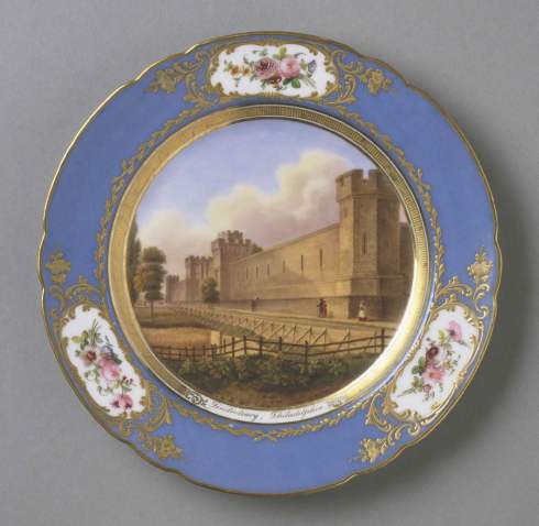 Decorated by the shop of Louis Marie François Rihouët, French Hard-paste porcelain with enamel and gilt decoration